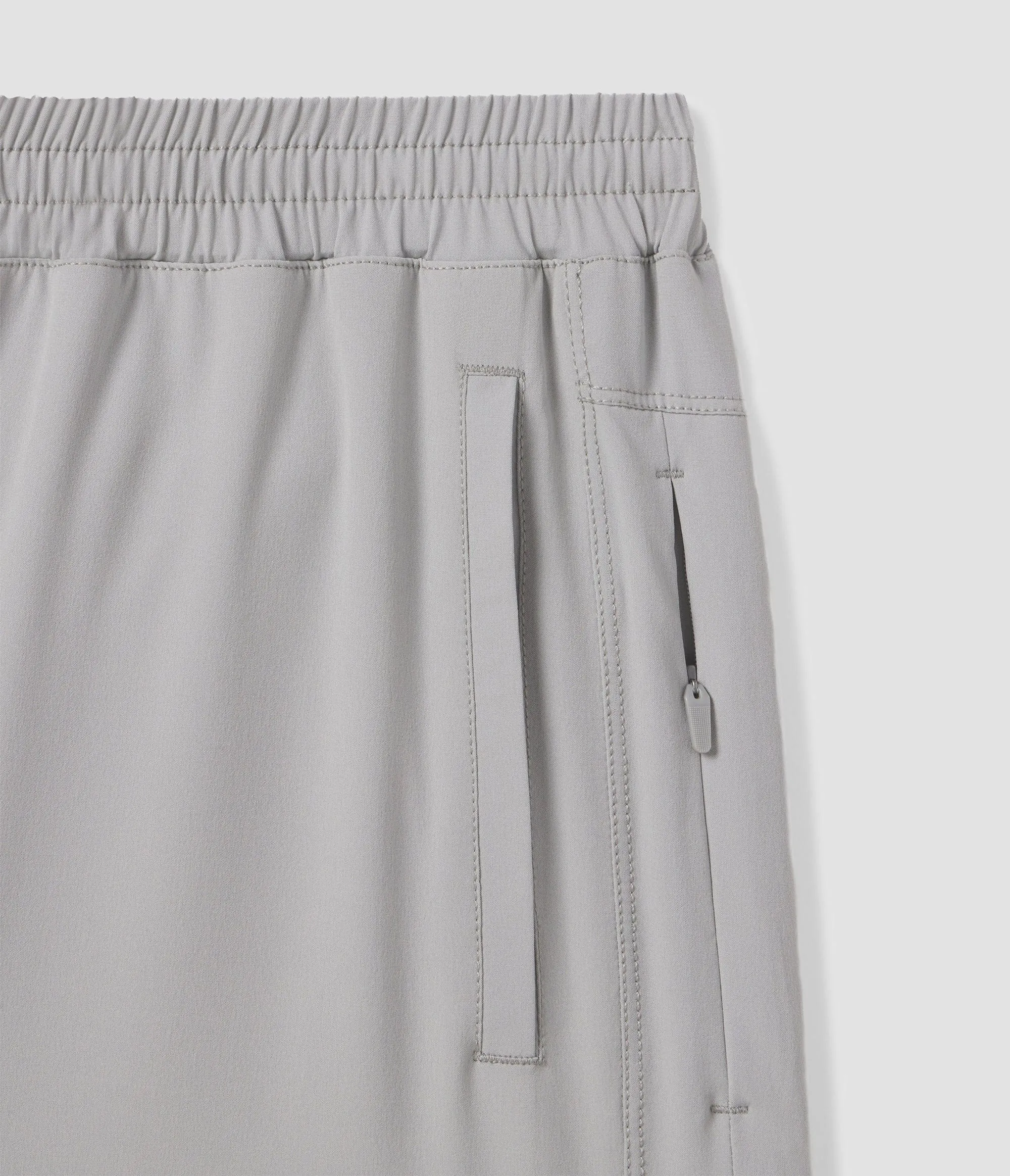 Everyday Hybrid Short (5.5" inseam) - High Rise