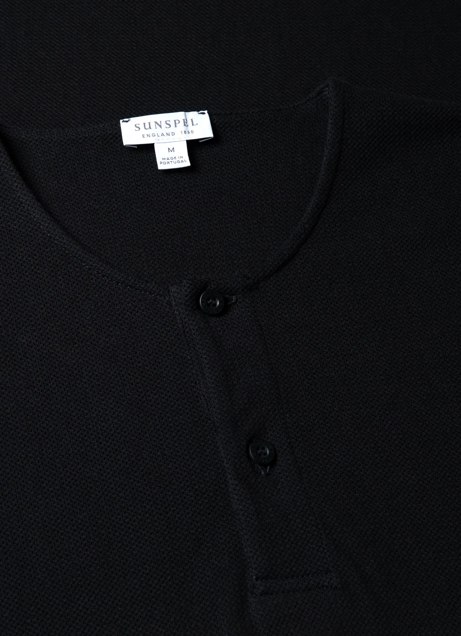 Men's Riviera Henley in Black