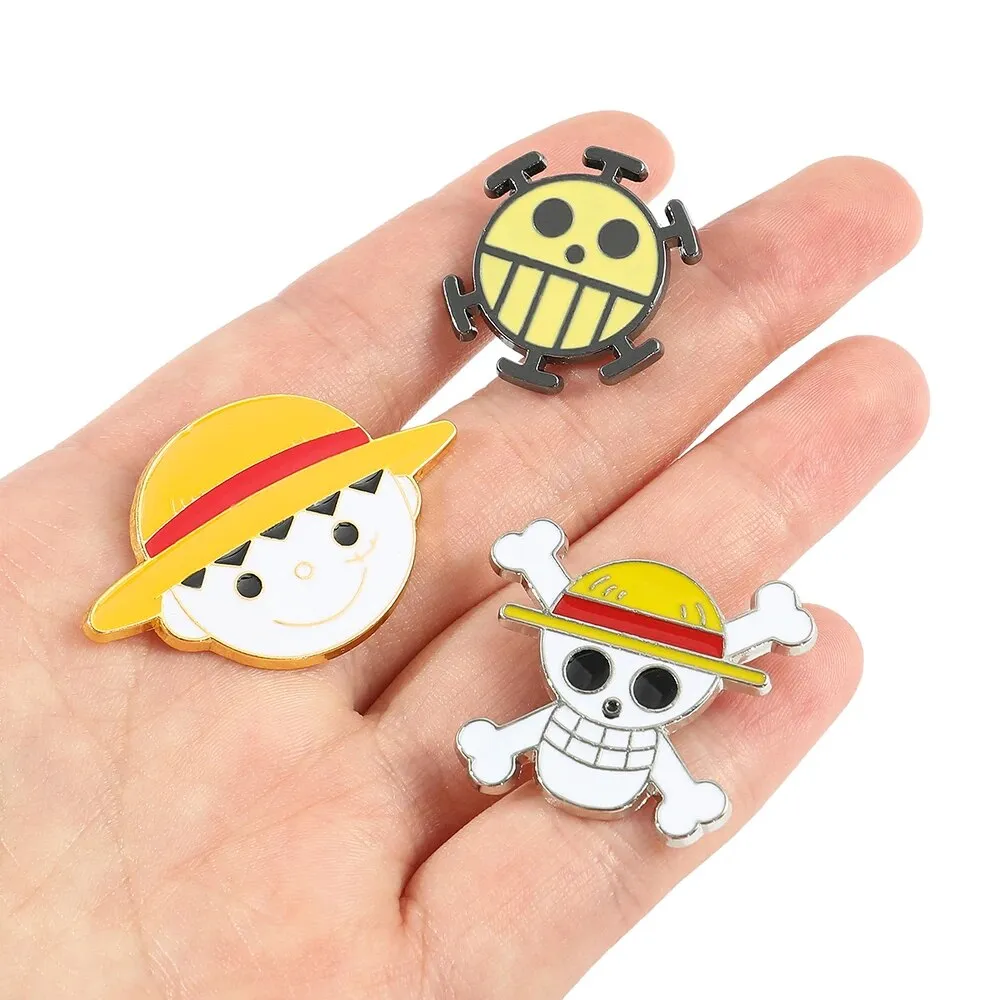 One Piece Skull Enamel Lapel Pins | Otakumise