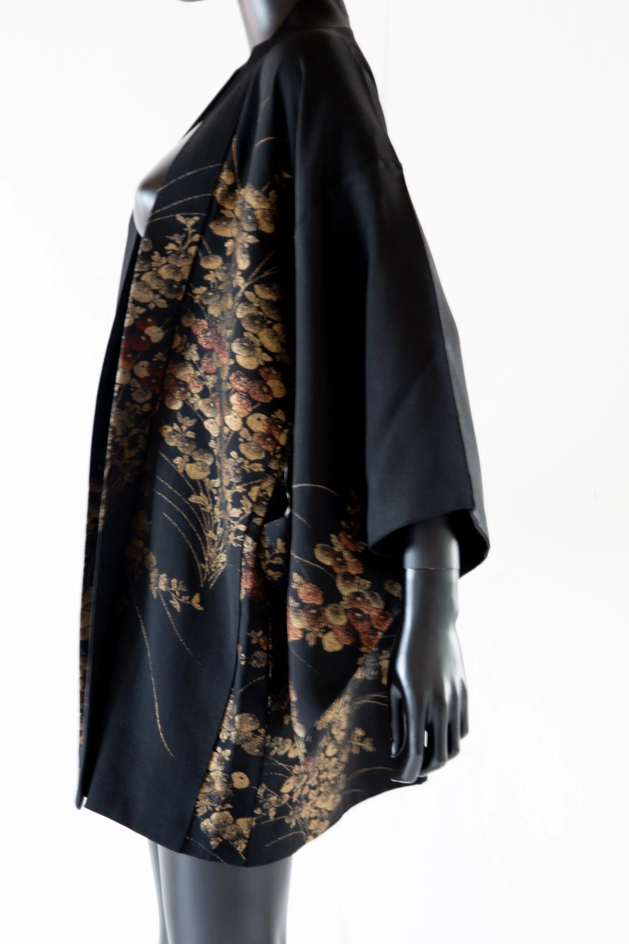 Vintage 1950s Black and Gold Silk Haori Jacket